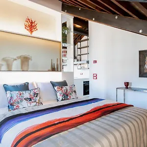 coral-loft.hotelinveneto.com/